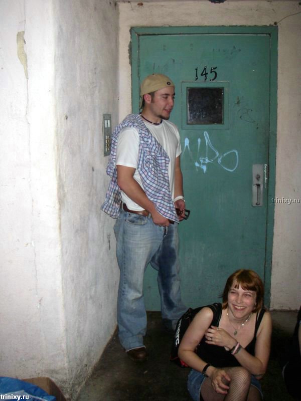 http://de.trinixy.ru/pics2/20071116/drunk_girls_109.jpg