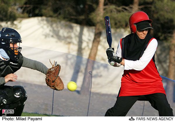 Иранские женщины (23 фото)