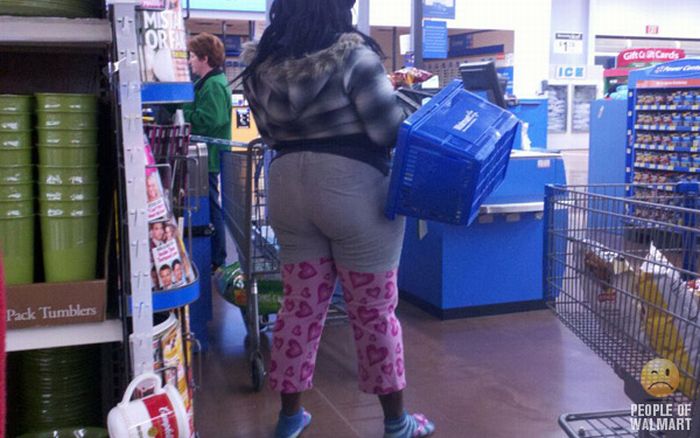 what_you_can_see_in_walmart_part_05.jpg