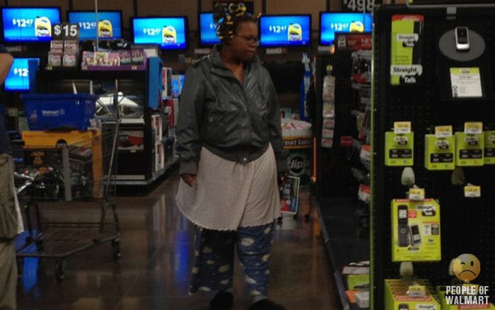 what_you_can_see_in_walmart_part_57.jpg